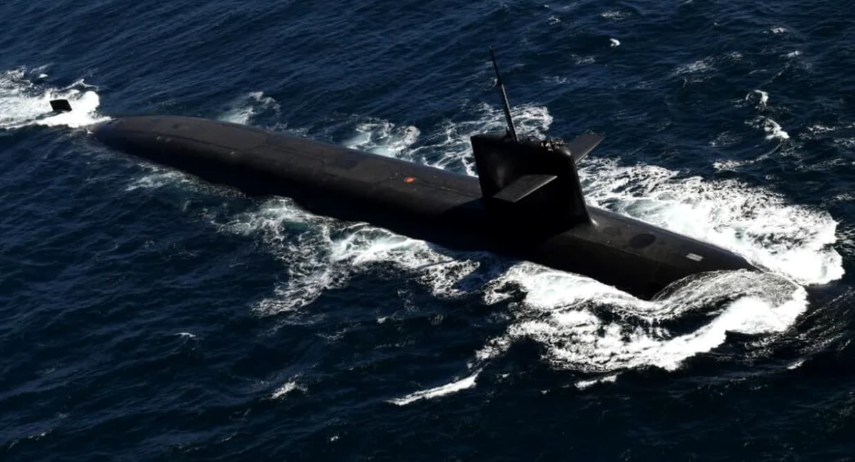 Norvegia cumpără submarine și rachete în fața „intensificării activității forțelor ruse” în regiune