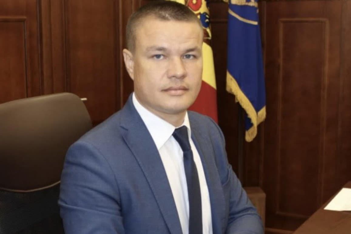 O comisie ad-hoc va examina pretinse abateri imputate ex-procurorului general interimar Robu