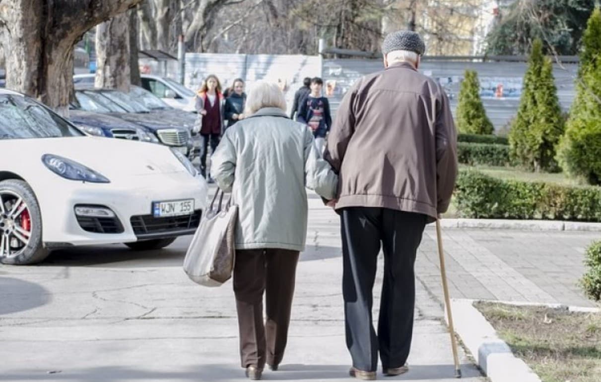 PSRM propune plăți pentru pensionari, capital matern și burse majorate, dar nu zice din ce bani
