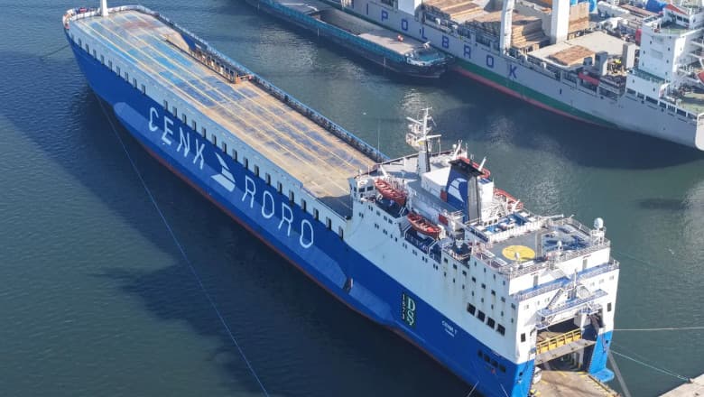 O navă turcă a fost avariată într-un atac aerian rusesc asupra infrastructurii portuare ucrainene la Marea Neagră