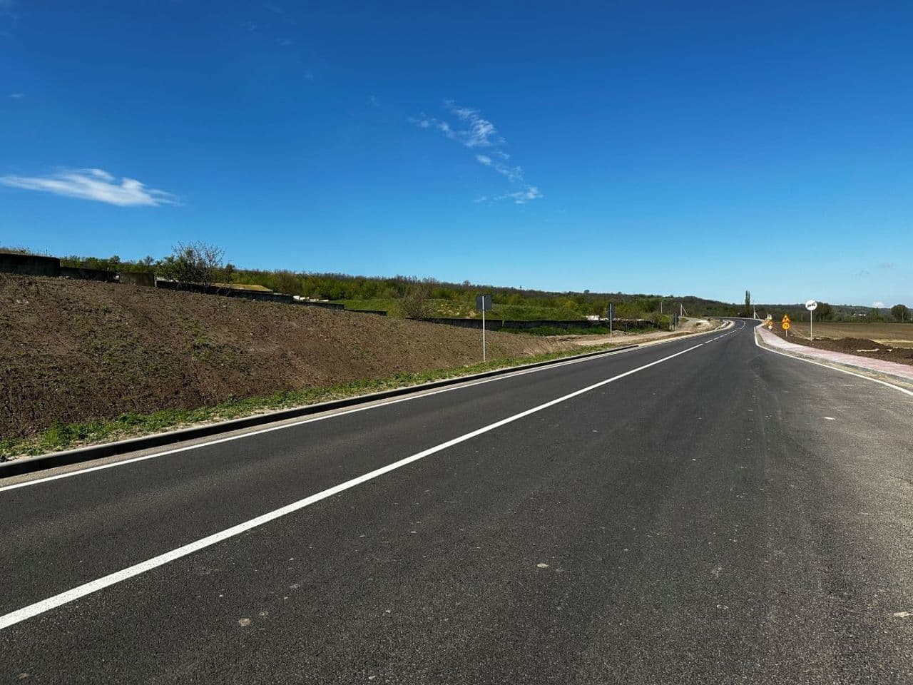 Un împrumut de 150 de mln de euro va fi negociat de R. Moldova cu BERD pentru reabilitarea unor drumuri strategice