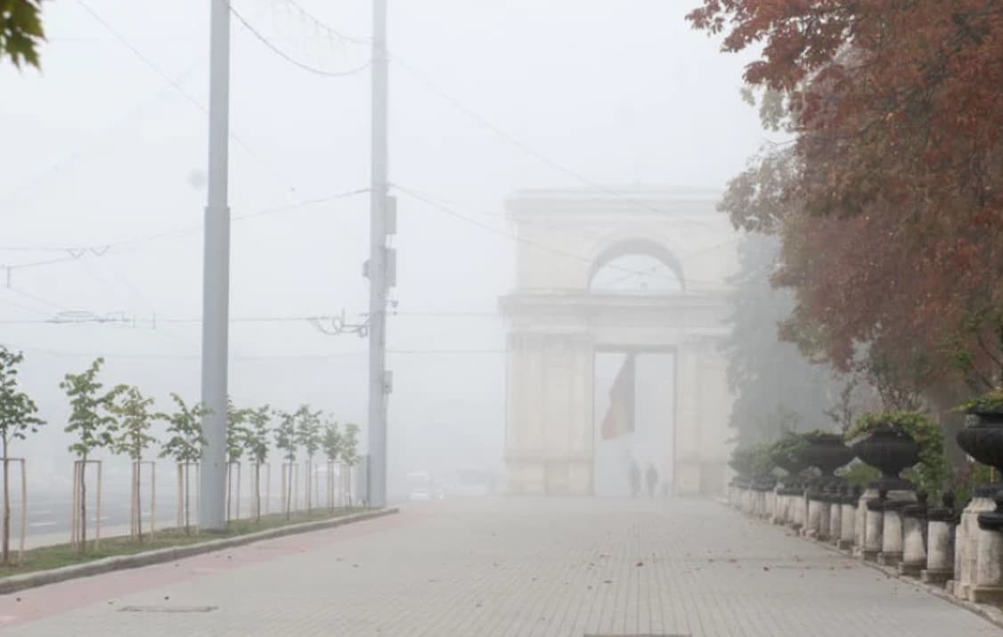 Atenție! Cod galben de ceață, în majoritatea raioanelor din R. Moldova