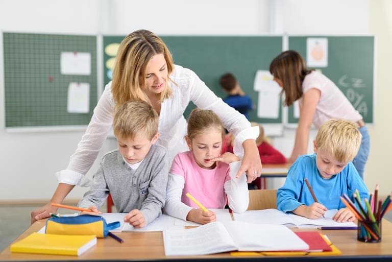 Cer salarii mai mari în învățământ – petiție semnată de peste 10 mii de persoane