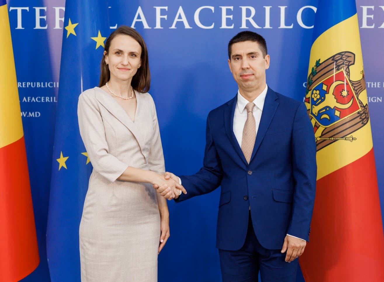 LIVE // Conferință de presă comună susținută de miniștrii de externe ale R. Moldova și României, Mihai Popșoi și Oana-Silvia Țoiu