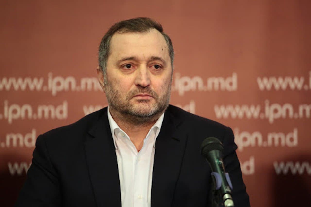 Vlad Filat, condamnat la doi ani de închisoare în Franța. Reacția politicianului