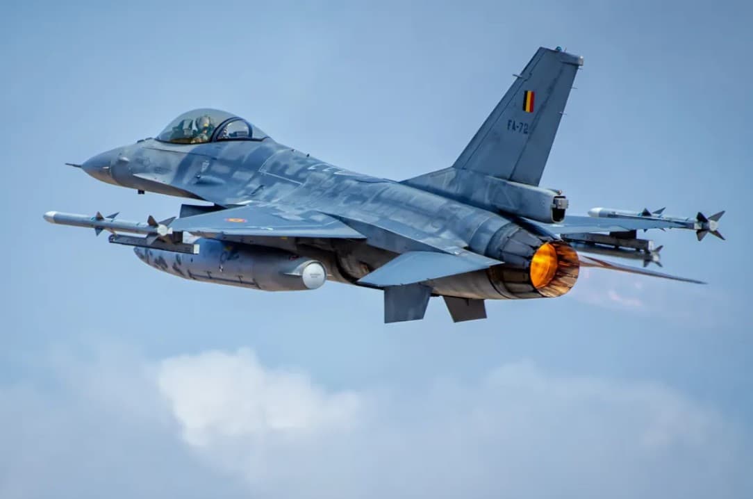 România // Ministerul Apărării Naționale: Atacuri cu drone asupra porturilor ucrainene de la Dunăre. Două F-16 au fost ridicate de la sol