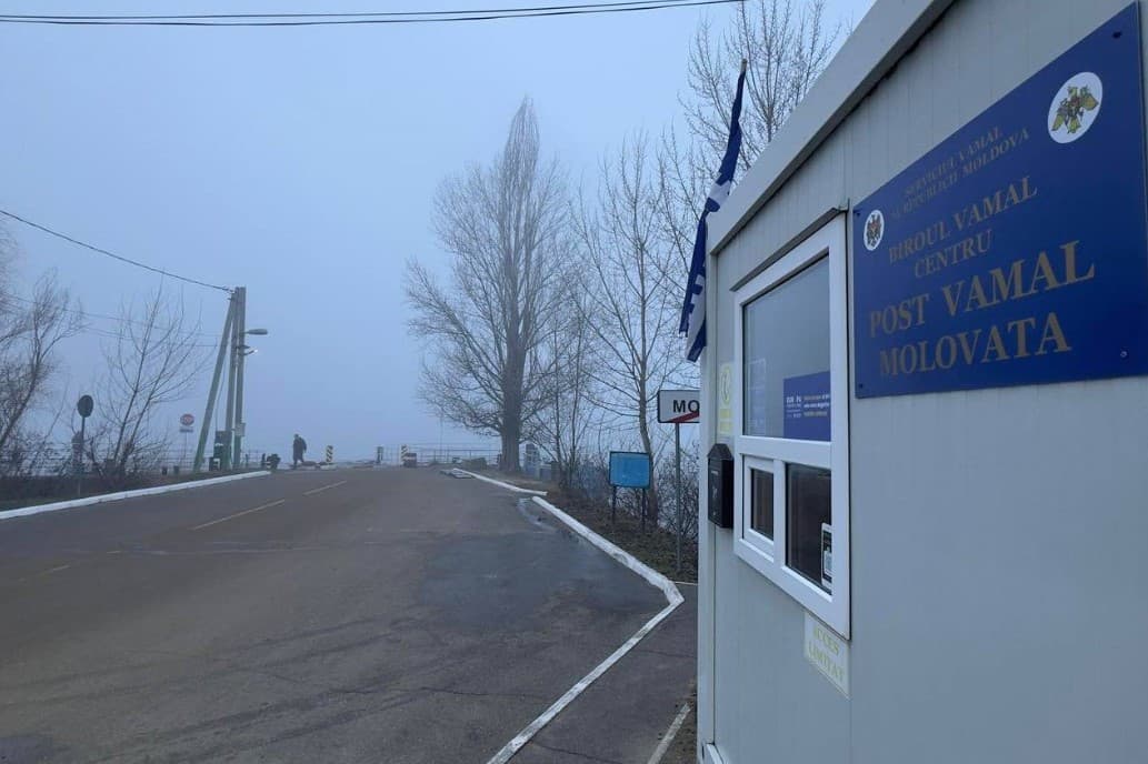 Vântul intens suspendă activitatea postului vamal „Molovata”