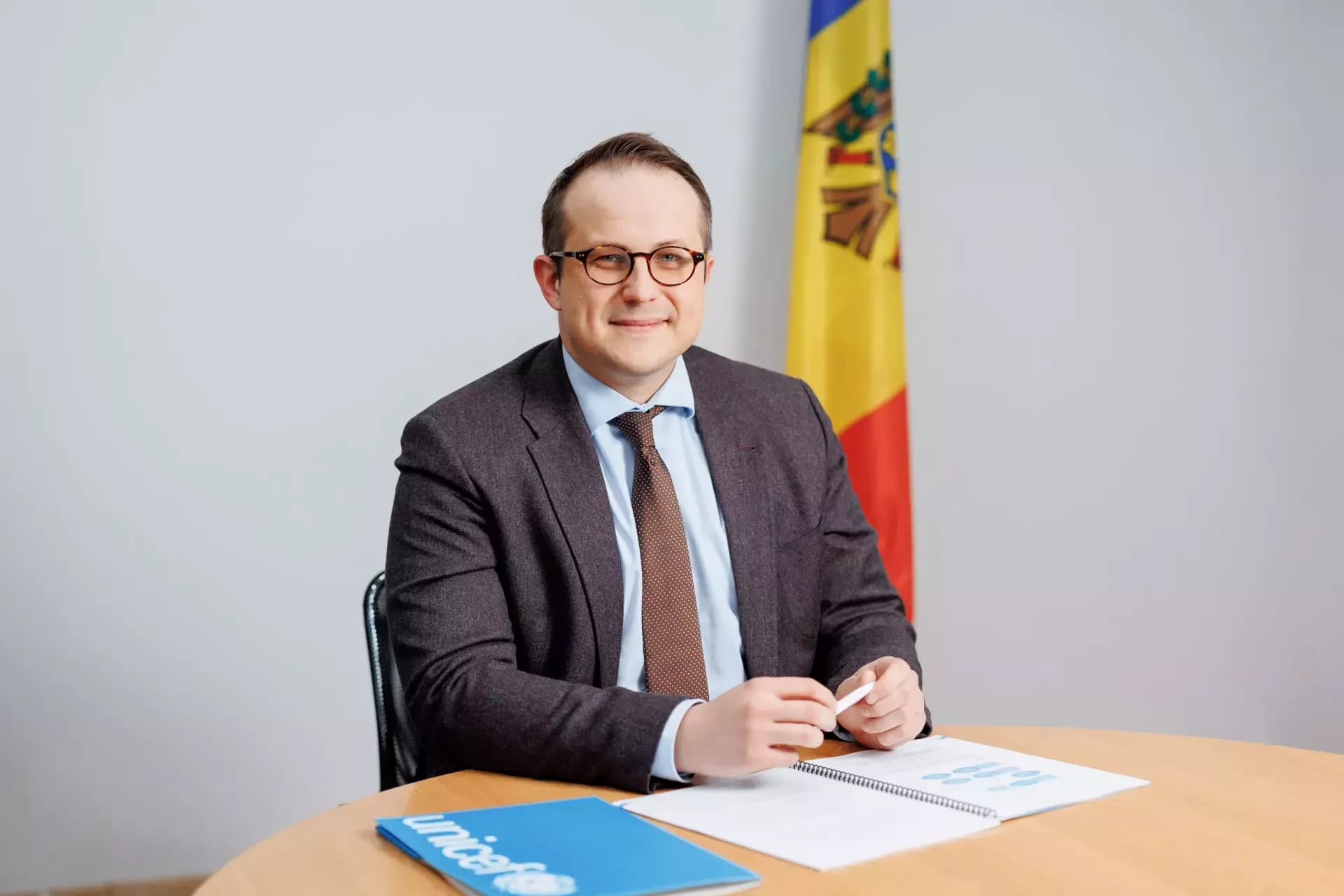 Expert UNICEF: Politicile sociale din 2025 - copiii rămân cei mai vulnerabili în fața sărăciei