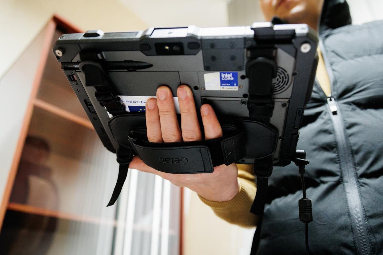 Poliția Națională a primit echipament mobil: câte 60 de tablete și imprimante