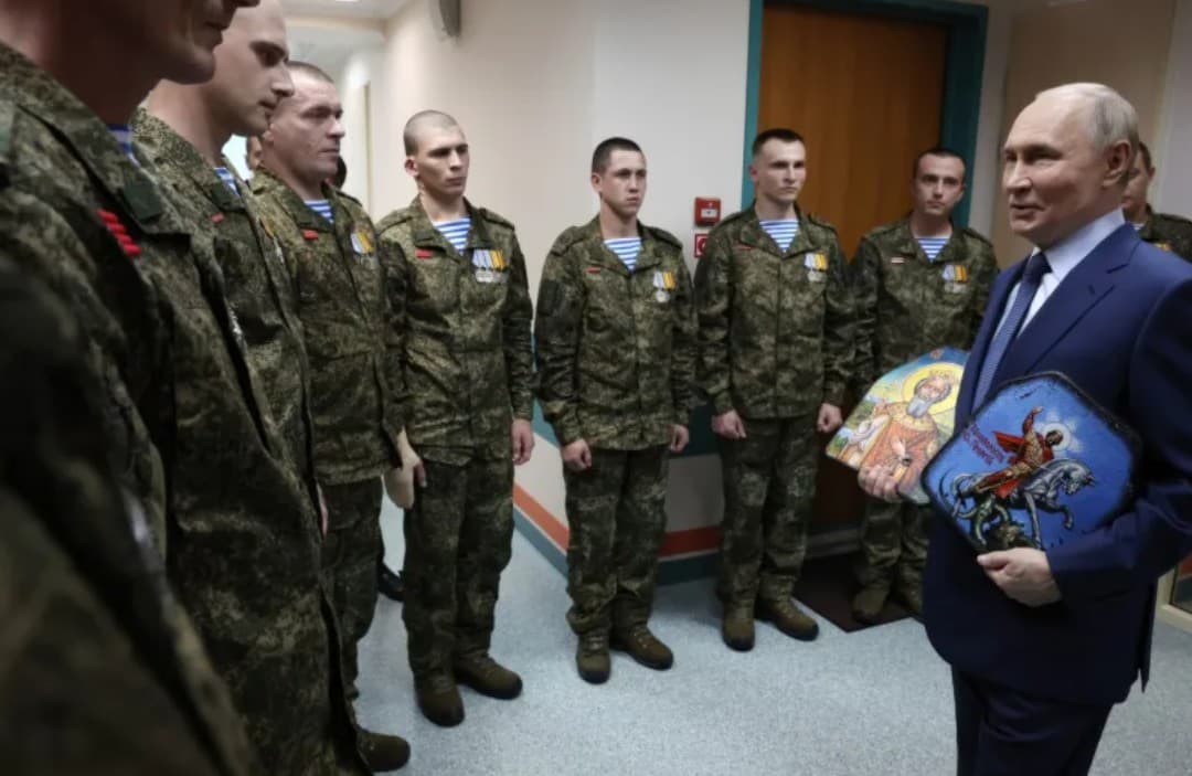 Mașina de război a lui Putin. Scurgerea masivă de documente care arată cum Rusia își execută și torturează propriii soldați. „Oamenii în scaune cu rotile sunt trimiși pe front, fără brațe sau picioare”