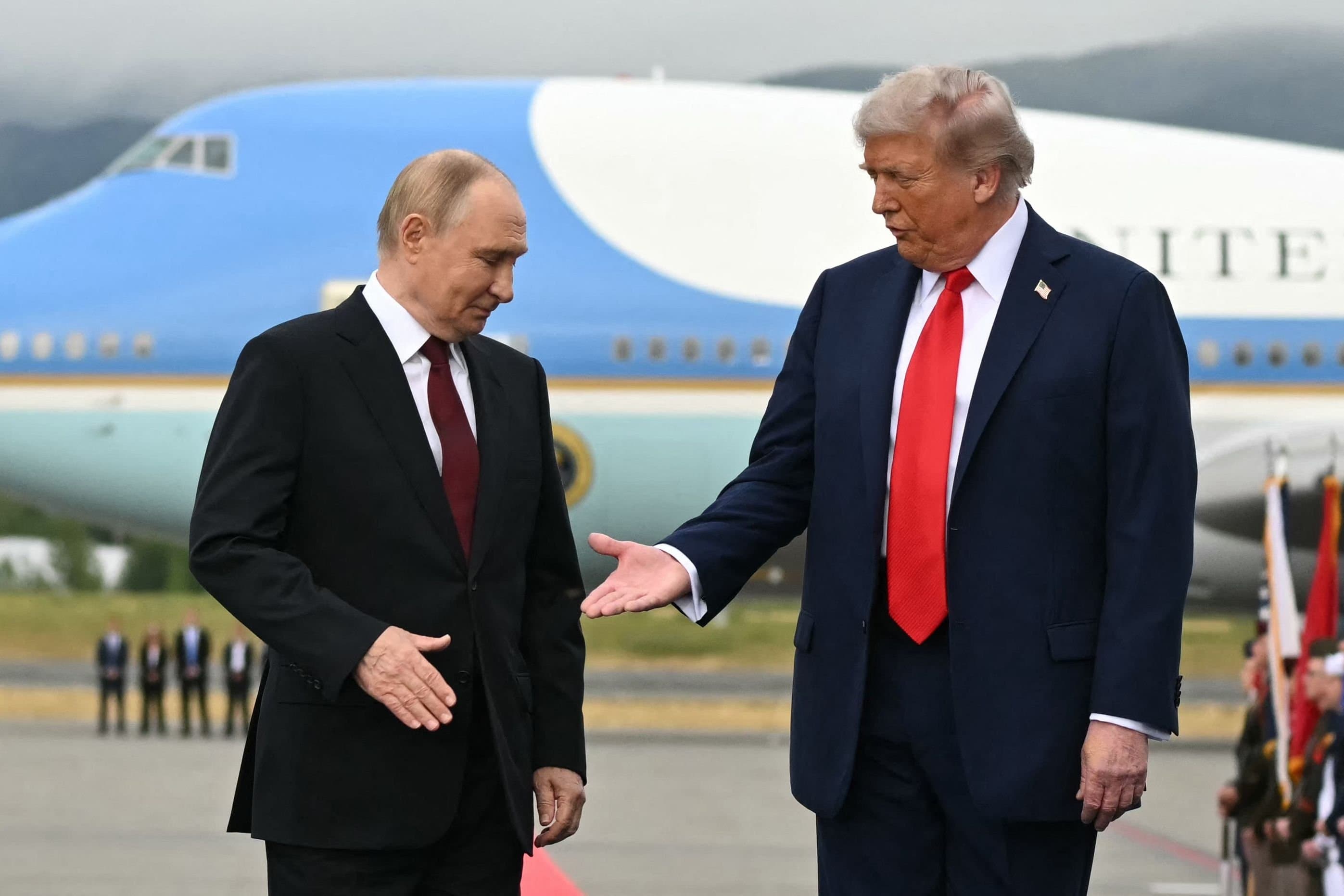 Trump nu e încântat de Putin: „Ucide prea mulţi oameni”