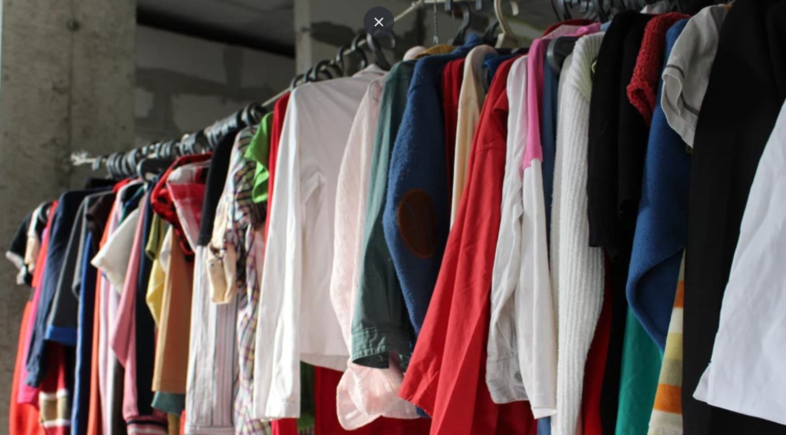 Garderobe sociale în 10 localități: cum ajută Diaconia familiile vulnerabile