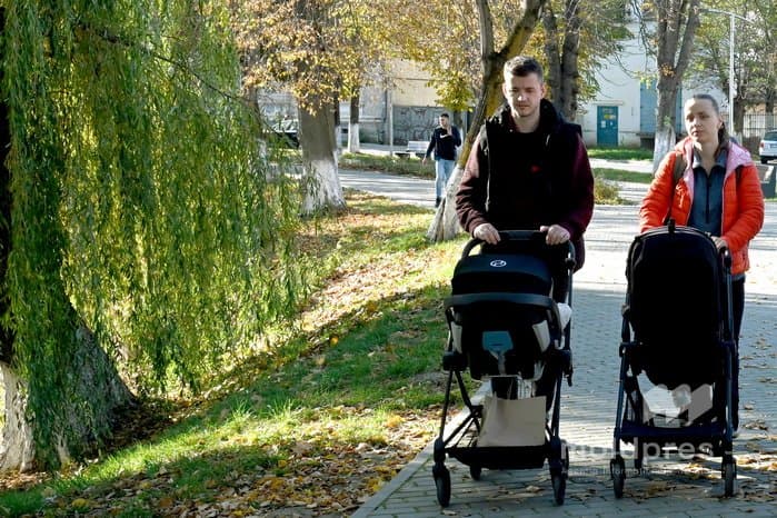 Garanții sociale pentru familiile cu copii. Părinții pot beneficia de cinci tipuri de indemnizații, majoritatea fiind stabilite în mod automat