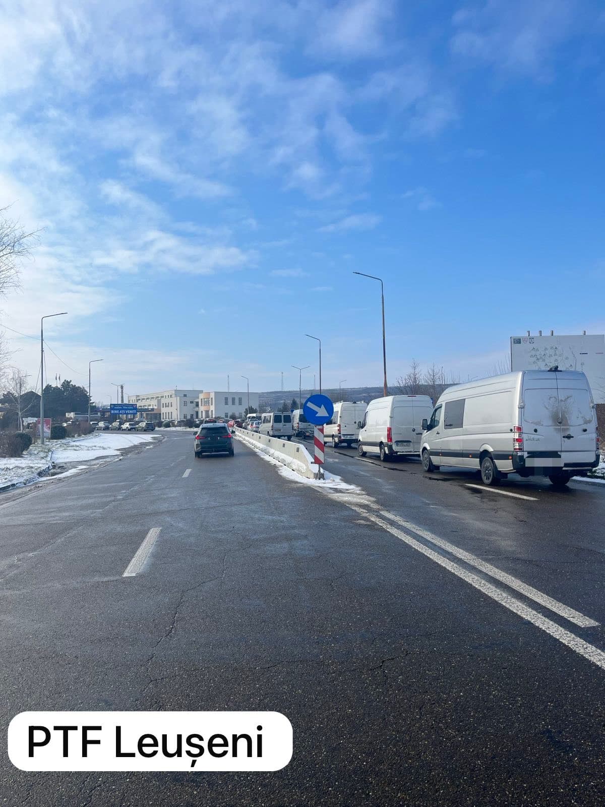 Atenție călători! Aglomerație la Leușeni pe sensul de ieșire din R. Moldova, se recomandă alternarea rutelor
