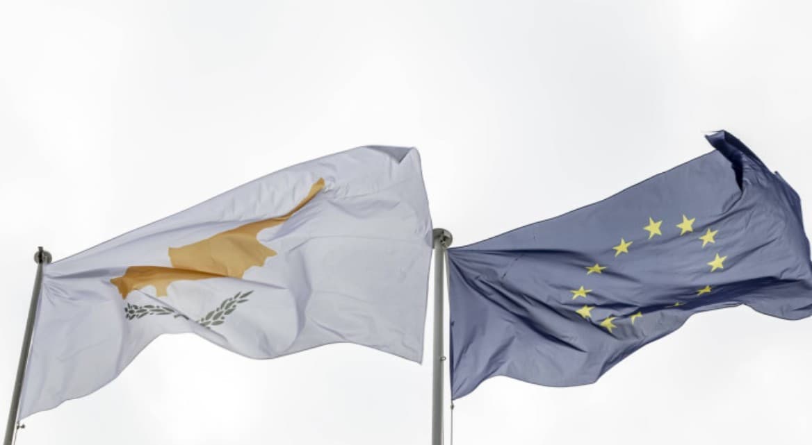 VIDEO // Acuzații de corupție la nivel înalt în Cipru, în momentul în care acesta preia președinția UE
