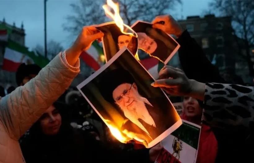 Cel puţin 734 de morţi în Iran de la începutul contestării, anunţă ONG-ul Iran Human Rights, care estimează numărul real al morţilor la ”câteva mii”