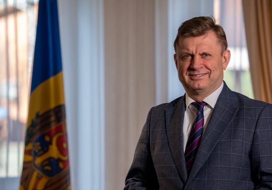 Circulația bacului Molovata, suspendată din cauza înghețului. Vicepremierul Valeriu Chiveri: „Vom face tot posibilul ca libera circulație și livrările de alimente să fie asigurate”