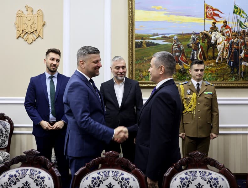 O delegație a Ministerului Apărării Naționale din România, în vizită oficială la Chișinău