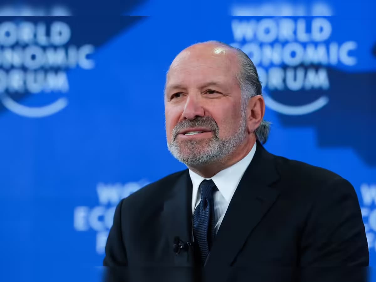 Secretarul american al comerțului, huiduit la Davos: „Cu Trump, capitalismul are un nou șerif.” Preşedintele BCE a ieşit din sală