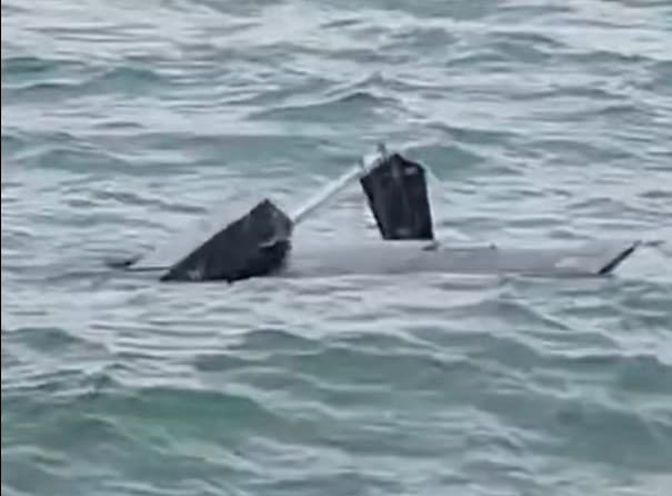 O dronă plutește în derivă în Marea Neagră. Autoritățile române încearcă să o recupereze