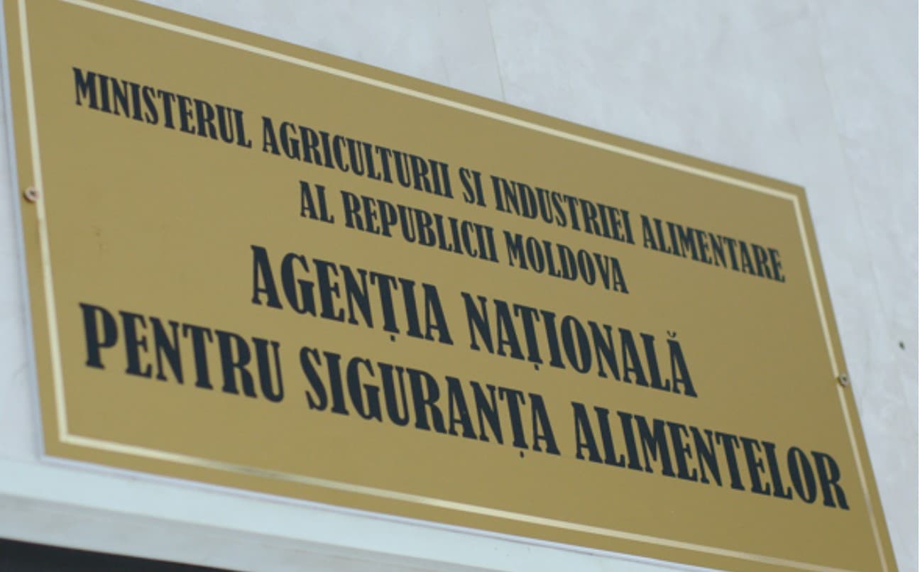 Un lot de lapte praf pentru bebeluși, rechemat din magazine