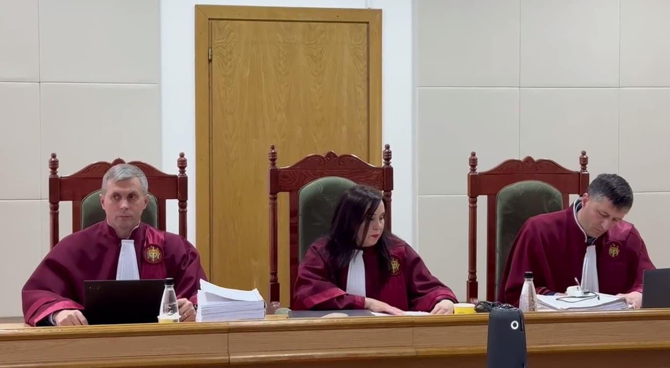 Dosarul „Kuliok” // Vlad Plahotniuc nu s-a prezentat la CSJ pentru a depune mărturii împotriva lui Dodon. Promite că va reveni „peste 2-3 săptămâni”