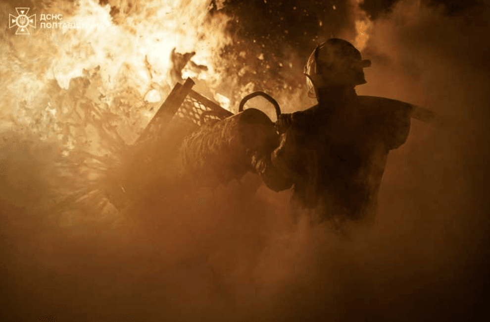 Rusia: Incendiu la o bază militară după un atac cu rachete