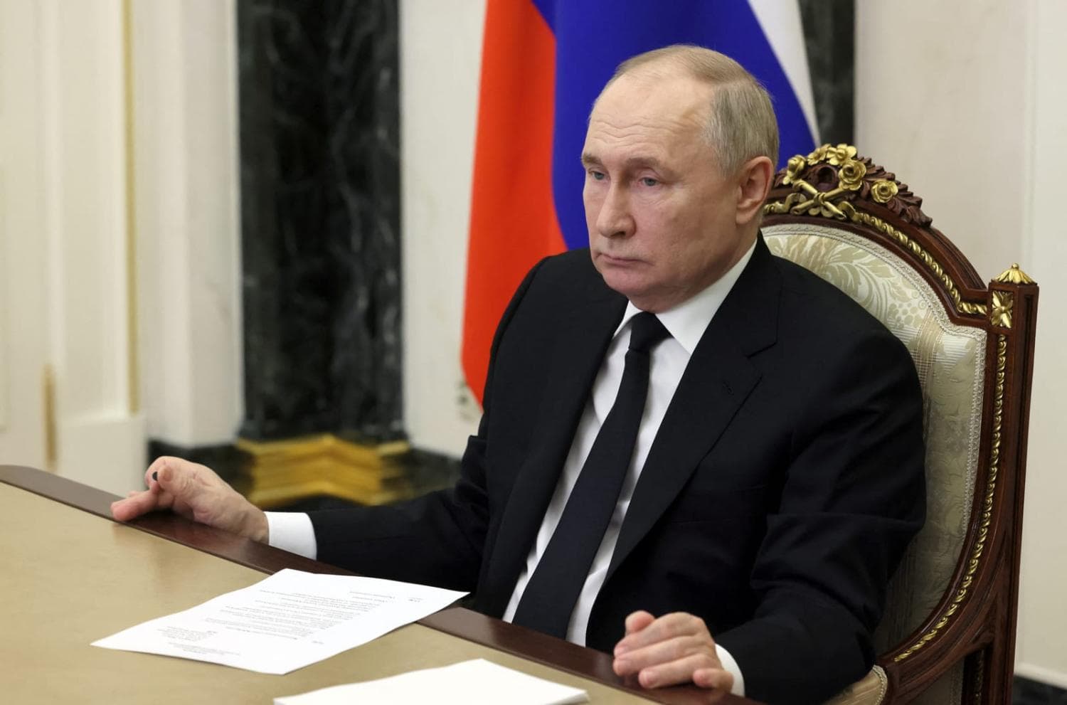 Rusia avertizează asupra riscului de conflict nuclear dacă Parisul și Londra transferă arme nucleare Ucrainei