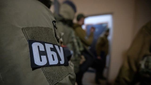 Serviciul de Securitate al Ucrainei a reținut două persoane recrutate de serviciile secrete ruse pentru a înregistra ilegal terminale Starlink
