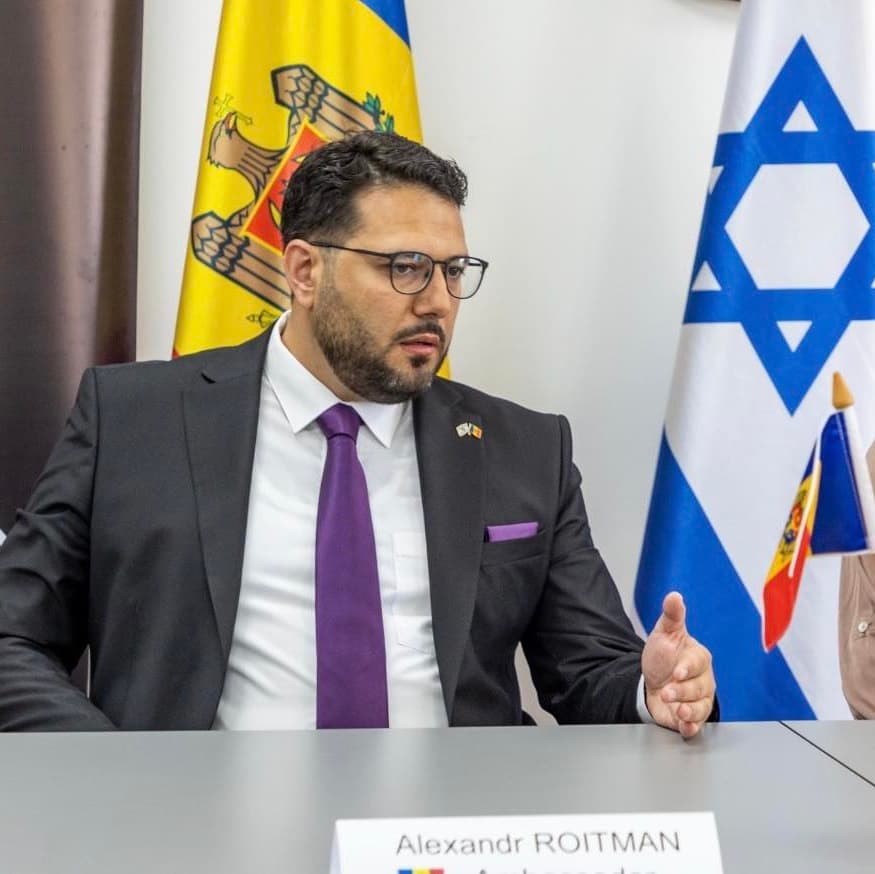 Alertă în Israel // Ambasadorul Alex Roitman îi îndeamnă pe moldoveni să rămână în adăposturi