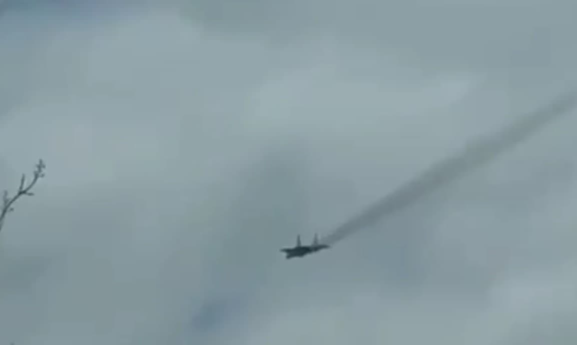 Israelul lansează cel mai amplu raid aerian din istoria sa împotriva Iranului