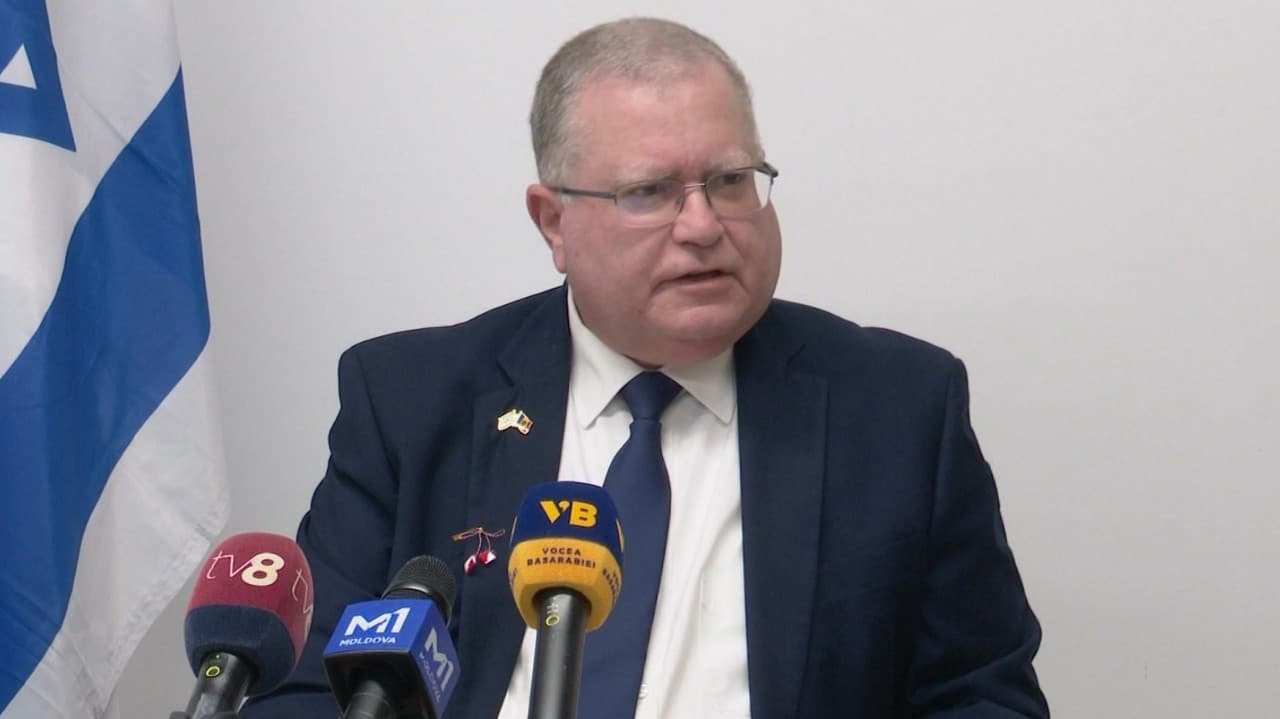 8000 de moldoveni muncesc în Israel // Ambasadorul Yoram Elron: Presupun că, în următoarele zile, vor fi curse spre exterior