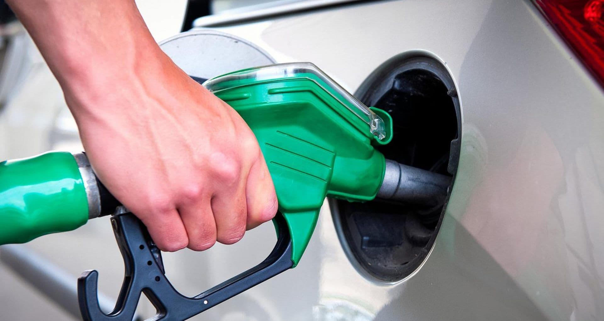Șoferii pot verifica prețurile și stocurile de carburanți prin intermediul unei platforme web