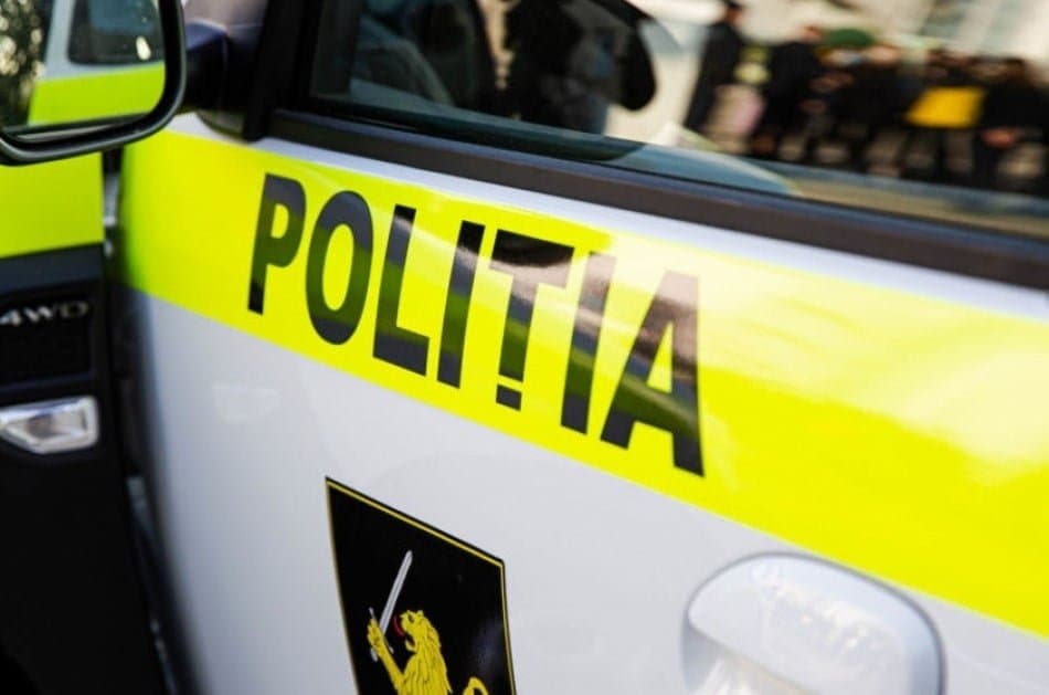 Se dau drept polițiști și cer date bancare. O nouă schemă de escrocherie care golește conturile moldovenilor