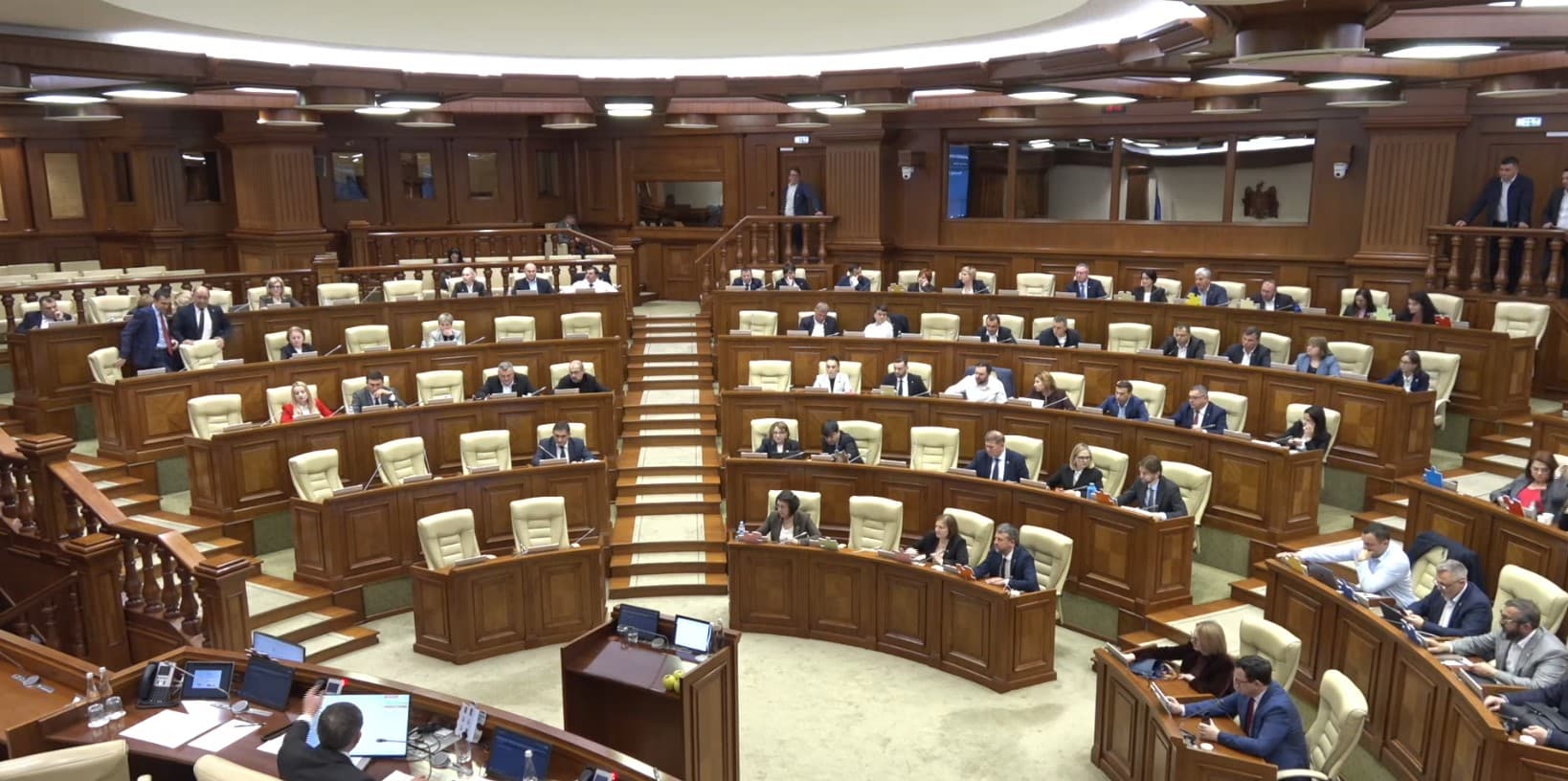Moțiunea simplă împotriva ministrului muncii, Natalia Plugaru, respinsă