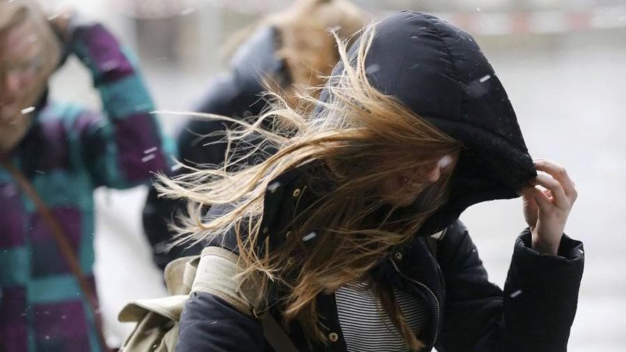 A treia zi cu avertizări. Meteorologii anunță Cod Galben de vânt