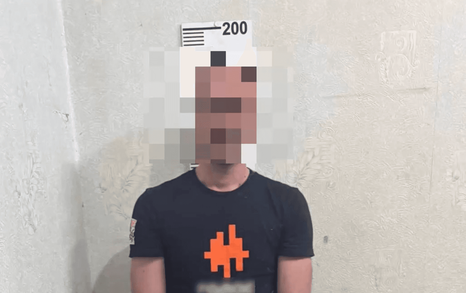 VIDEO // Escrocherii bancare cu prejudiciu de peste 600 de mii de lei. Un ucrainean, reținut