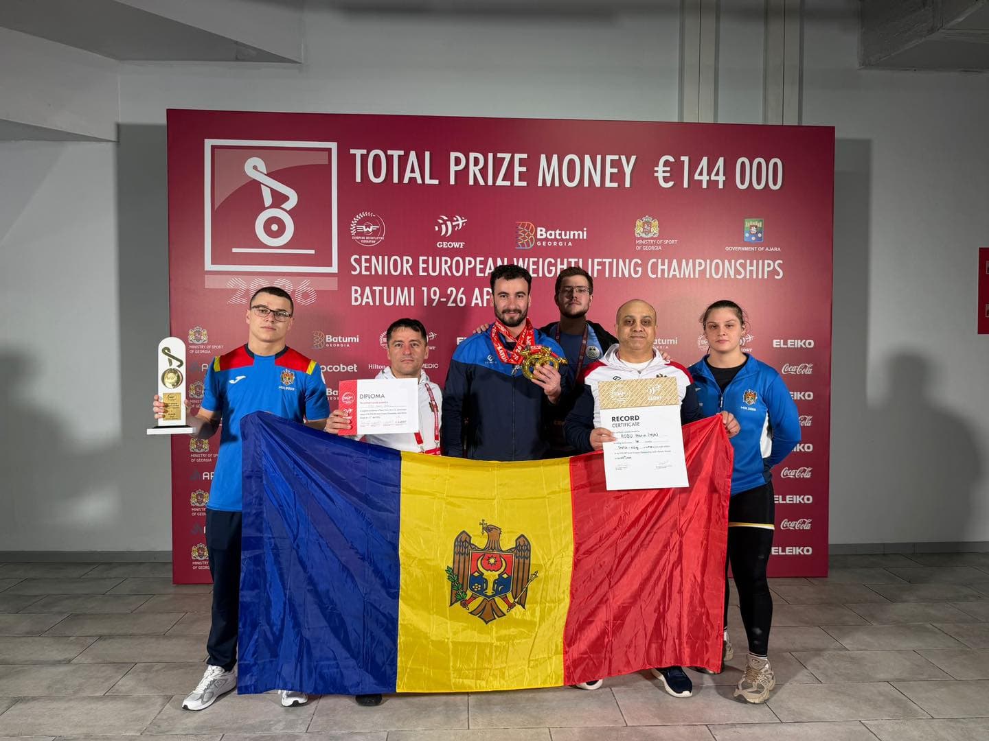 Maia Sandu l-a felicitat pe halterofilul Marin Robu pentru aurul european: E rezultatul unui efort susținut și al unei dedicări care ne inspiră pe toți