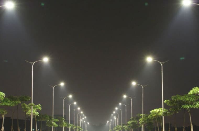 Iluminarea stradală în orașele din R. Moldova a ajuns la 83%