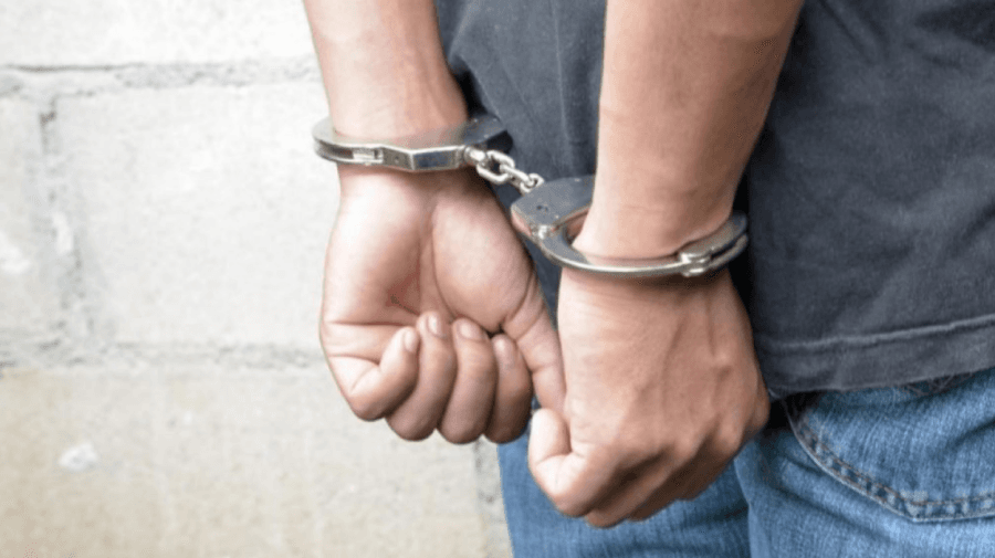 VIDEO // Ar fi comis mai multe jafuri pe parcursul lunii aprilie. Un individ din Drochia, reținut