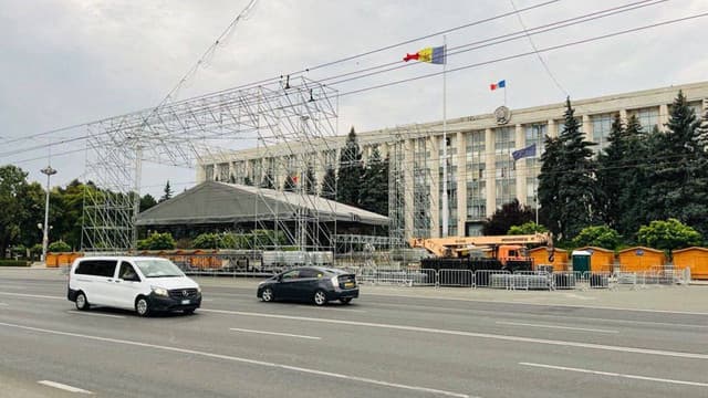 Atenție, călători! Se modifică circulația transportului în centrul capitalei în perioada 8-10 mai