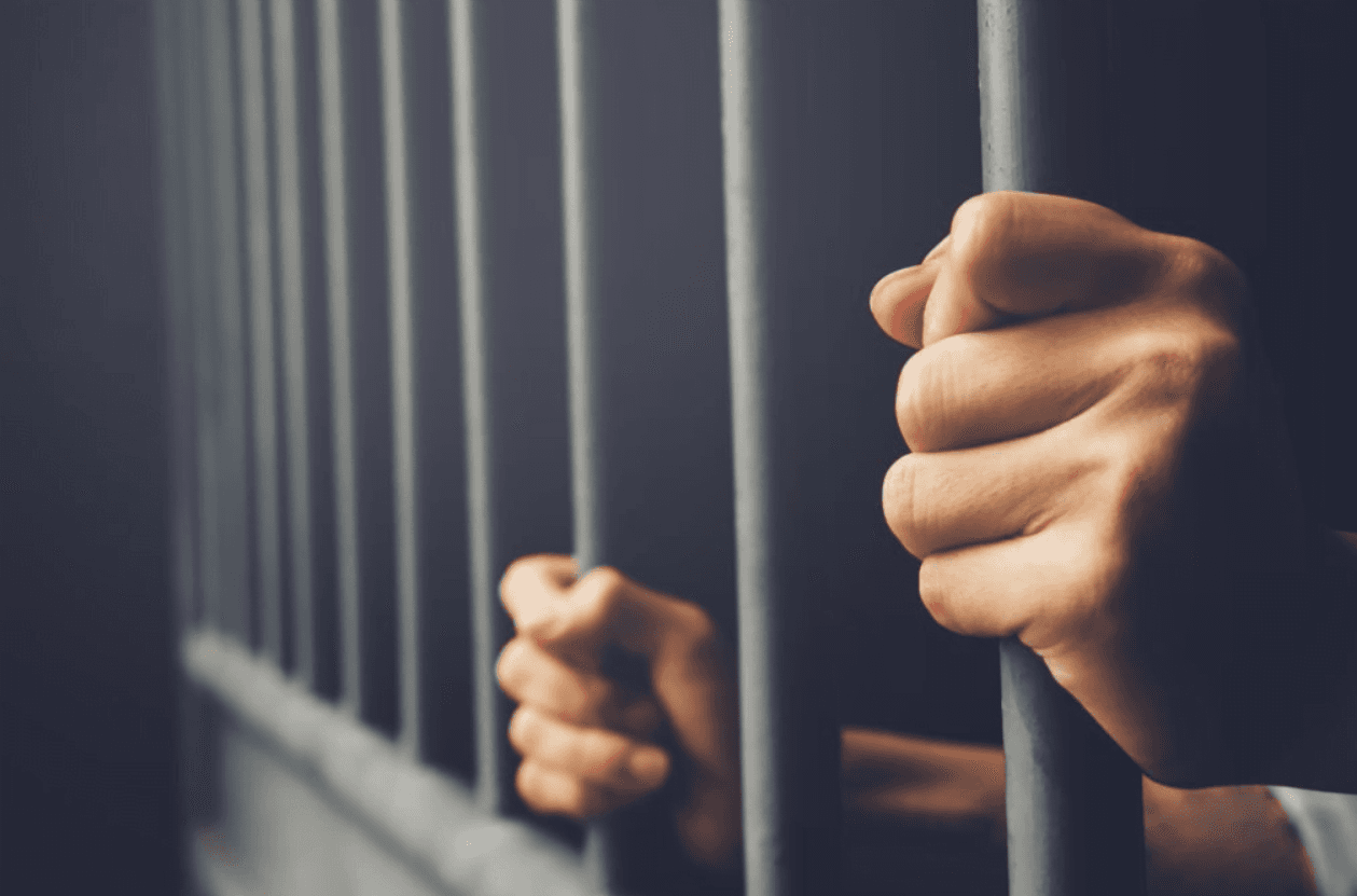 A exploatat sexual tinere din R. Moldova în cluburi de noapte din Spania. Un cetățean străin, condamnat la 12 ani de închisoare