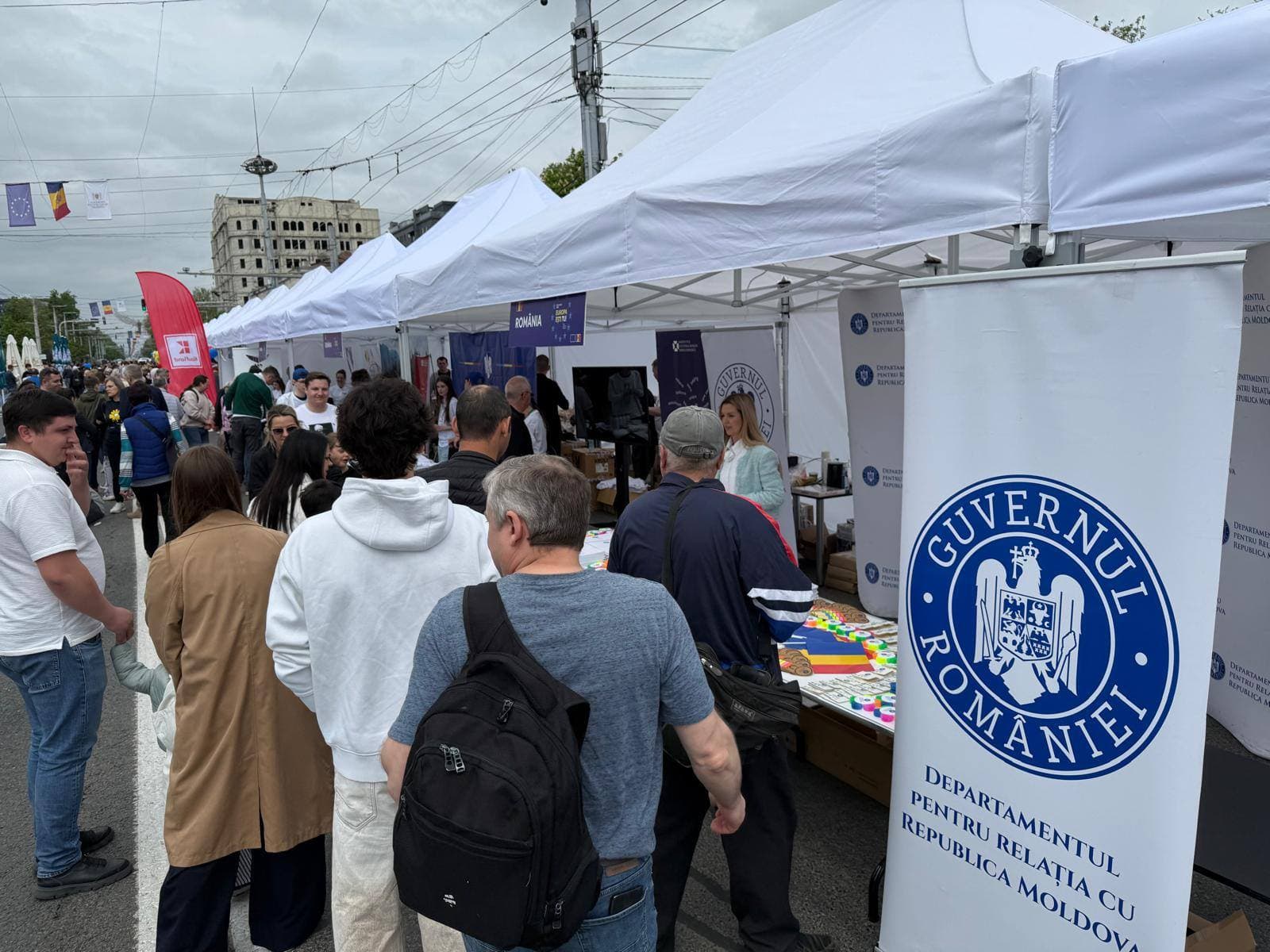 FOTO // Standul DRRM de Ziua Europei - vizitat de sute de persoane, printre care și înalți demnitari: „Vă mulțumim că ați fost alături de noi!”