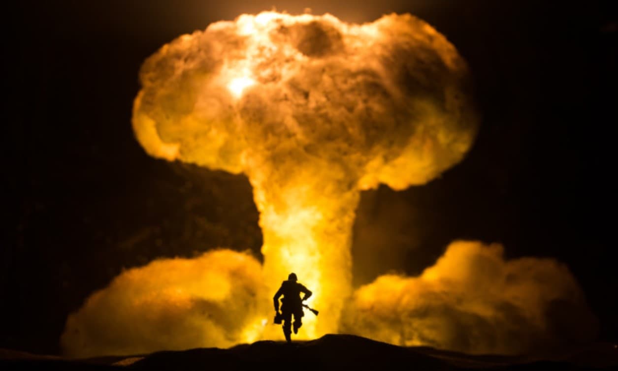 „Transportul muniției nucleare și pregătirea acesteia pentru utilizare”. Belarus organizează exerciții militare de amploare