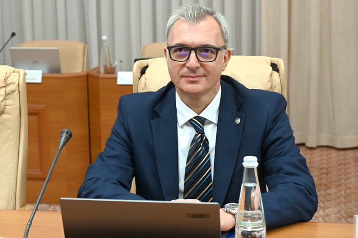 Mai puține bariere între stat și antreprenori. Guvernul a lansat programul „Reușim”