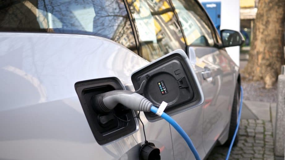Stațiile electrice pentru încărcarea mașinilor pot fi asigurate și în R. Moldova