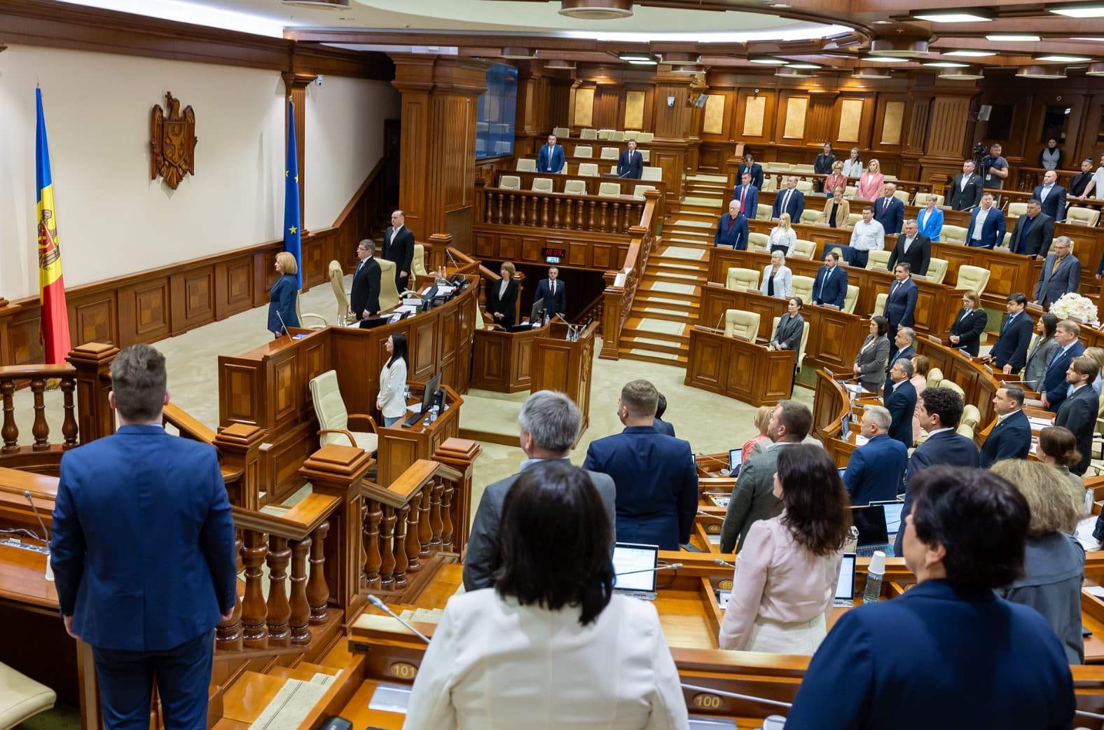 Sondaj iData: Patru partide ar accede în viitorul Parlament