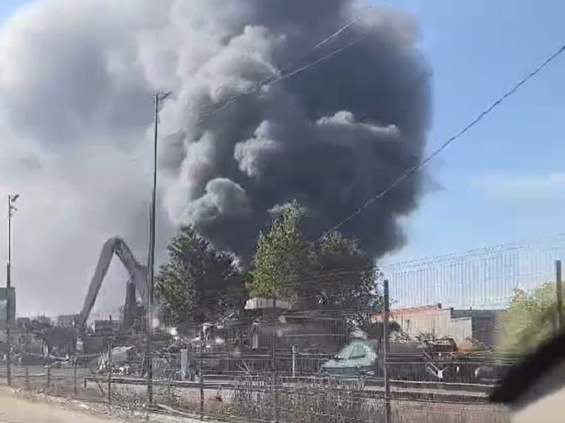Incendiul de la un depozit din Chișinău, lichidat la mai bine de 24 de ore de la izbucnirea sa