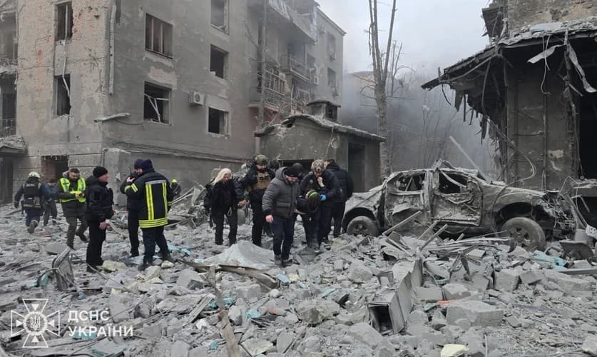 Atacurile ruseşti au provocat moartea a patru persoane şi rănirea altor zece în regiunea Harkov din Ucraina