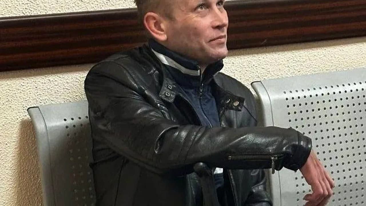 Bărbatul care și-a schimbat numele în Isus Hristos a murit din cauza băuturii